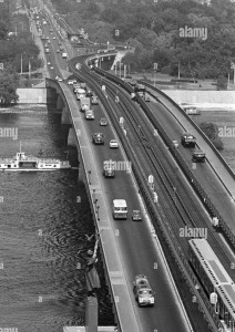 an-underground-train-bridge-motor-road-and-rail-bridge-over-the-dnieper-river-in-kiev-B9DD5E.jpg