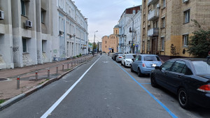Вид в напрямку Контрактової площі