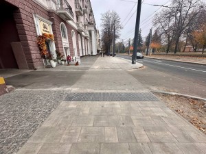 local road Dn4.jpg